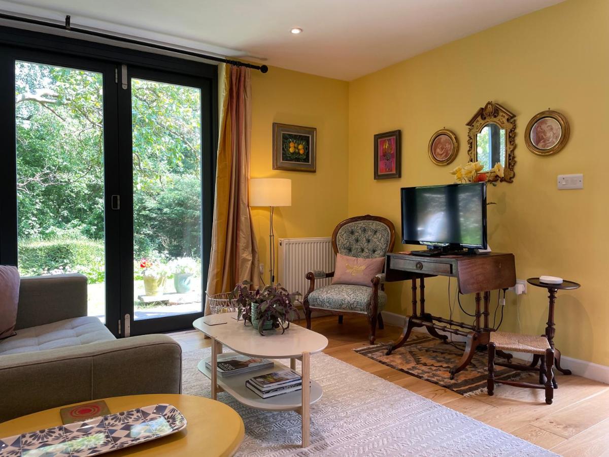 Apartament Garden Hideaway, Self-Contained, Edge Of Bath Zewnętrze zdjęcie